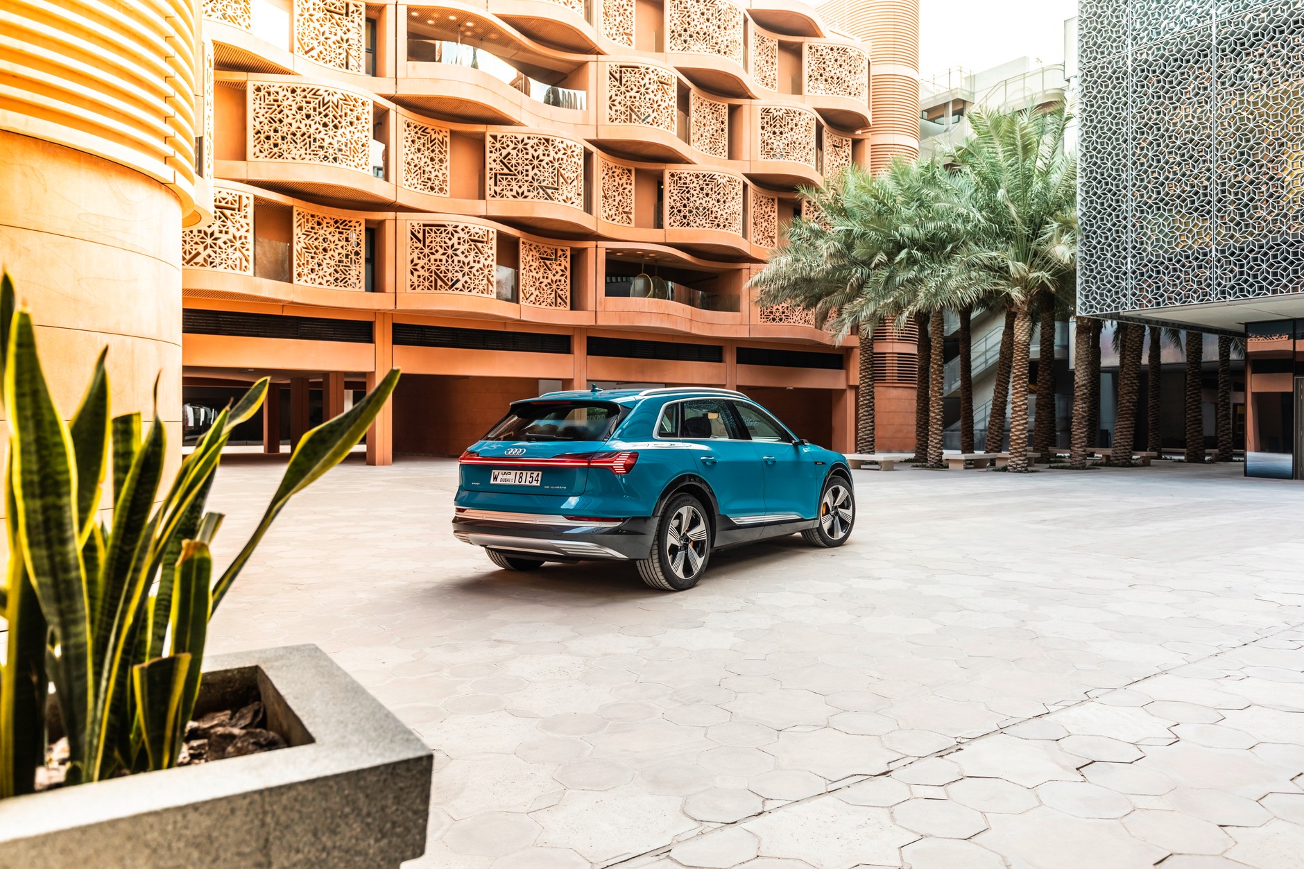 Audi e-tron