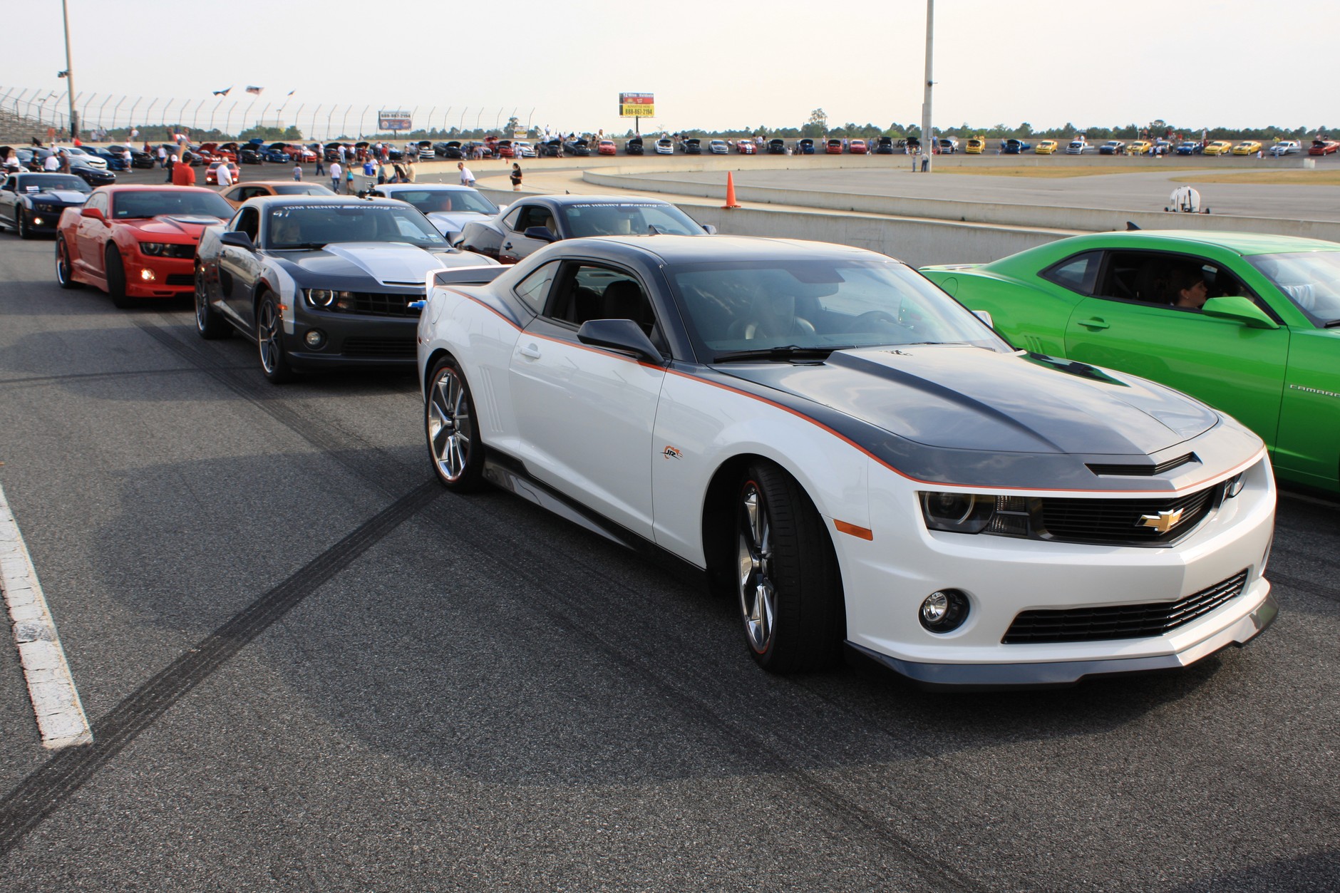 Rekordowy zlot Chevrolet Camaro5Fest - przyjechało ponad 500 samochodów (zdjęcia)