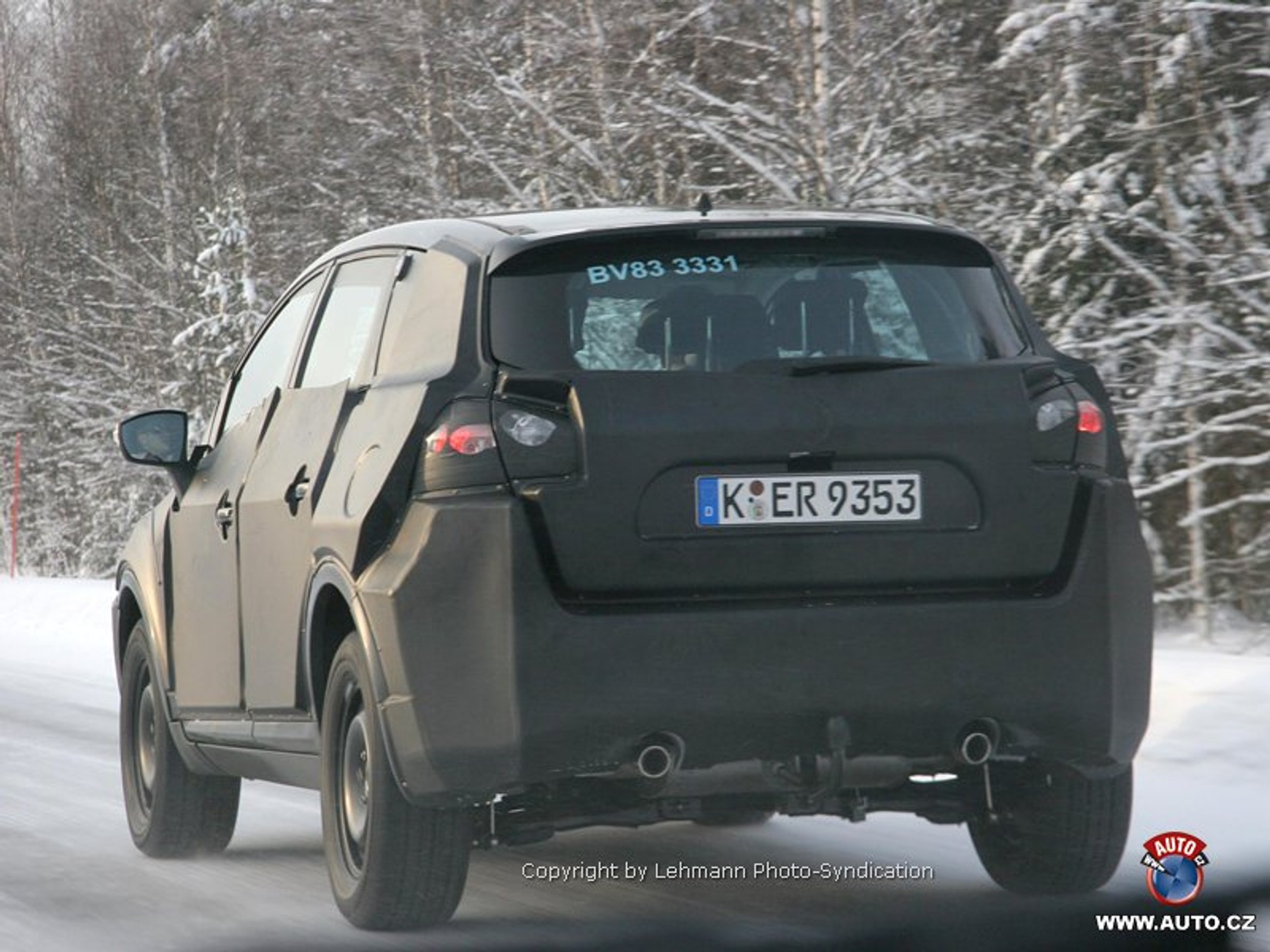 Zdjęcia szpiegowskie: Nowy SUV Forda 4x4