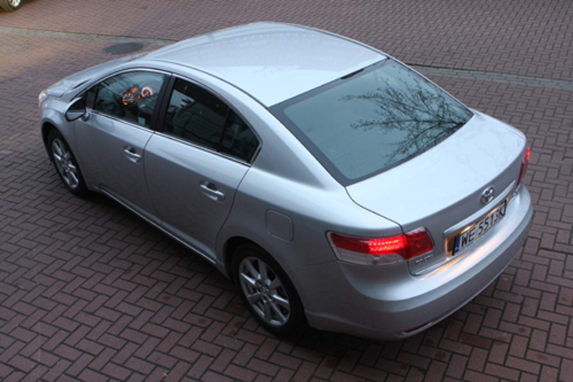 Nowa Toyota Avensis już za 71 500 zł