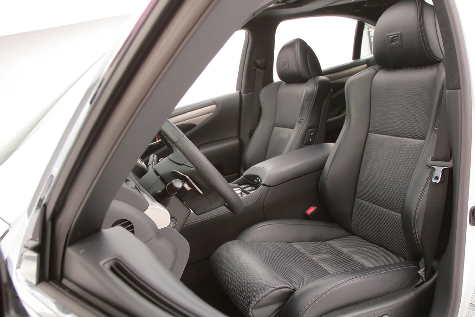 Test Lexusa LS 600h F Sport: hybryda na  sportowo