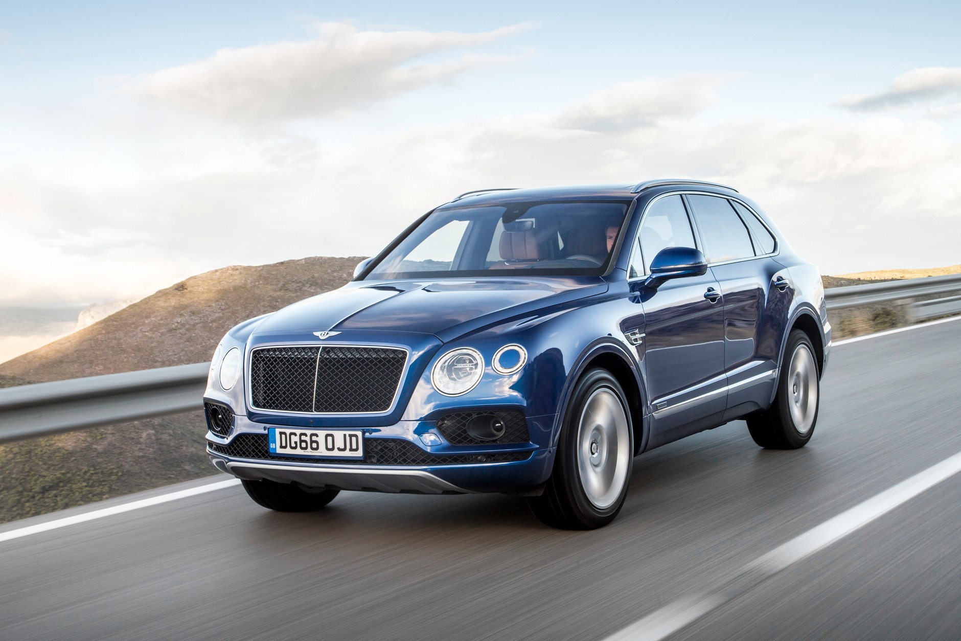 Bentley Bentayga.