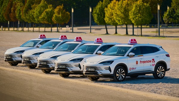 Strategiczne partnerstwo na polskim rynku taxi. Freenow wybrał chińskie samochody BYD