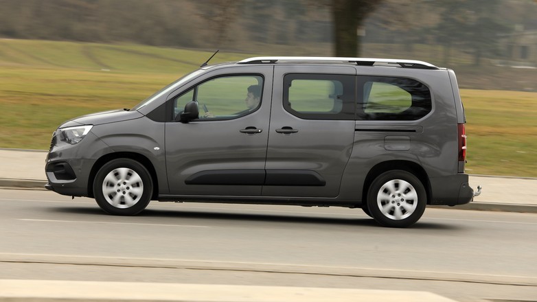 Opel Combo Cargo XL 1.5 D (2021, generacja E)