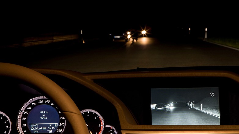 Warszawa - najciemniejsza stolica Europy