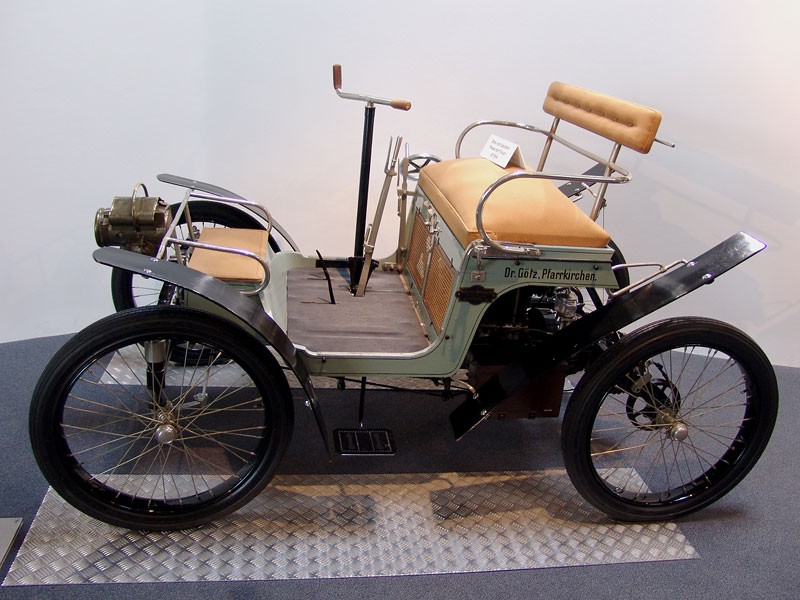 BMW: muzeum monachijskiej szachownicy