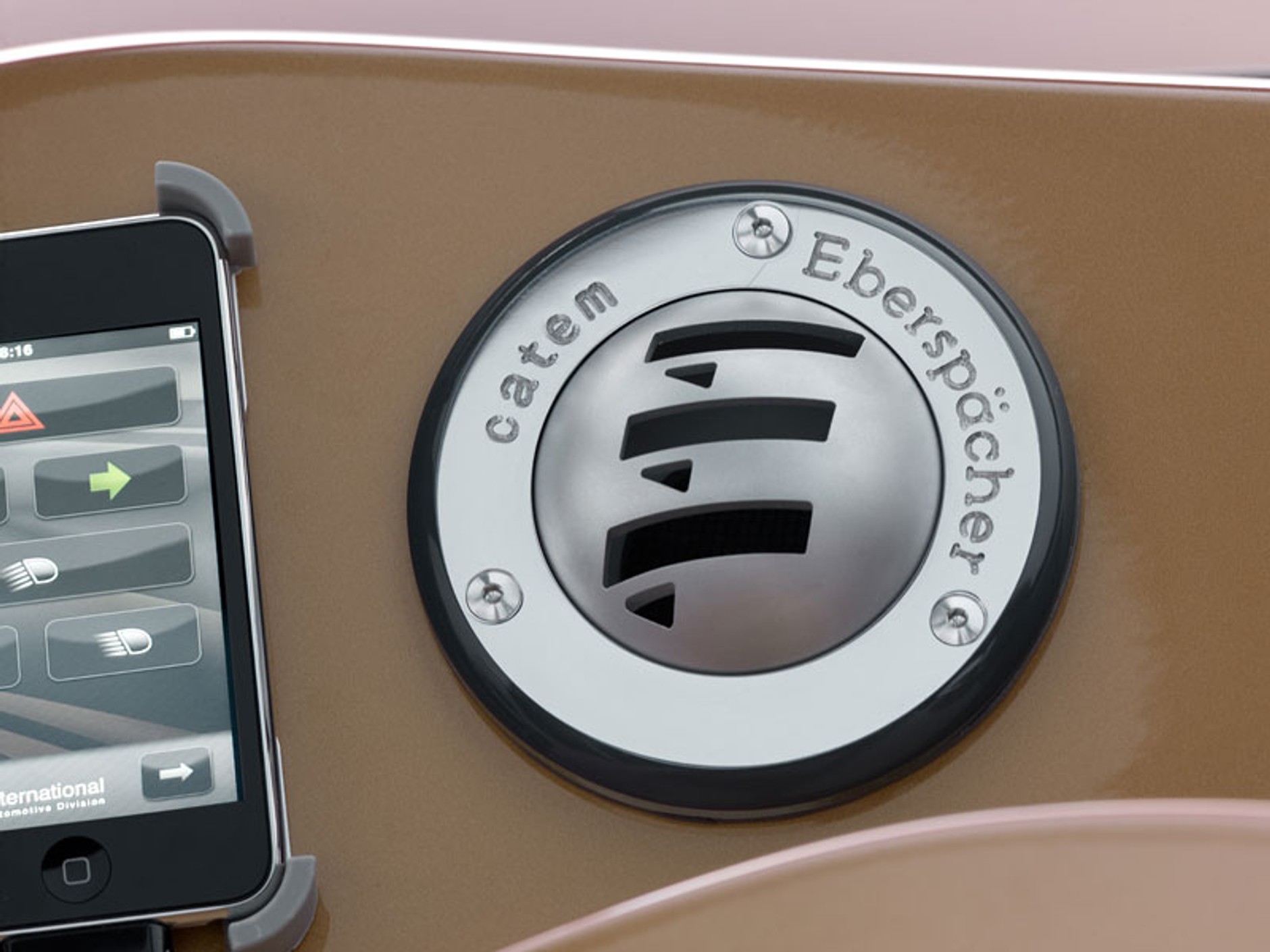 Genewa 2009: Rinspeed iChange przed premierą