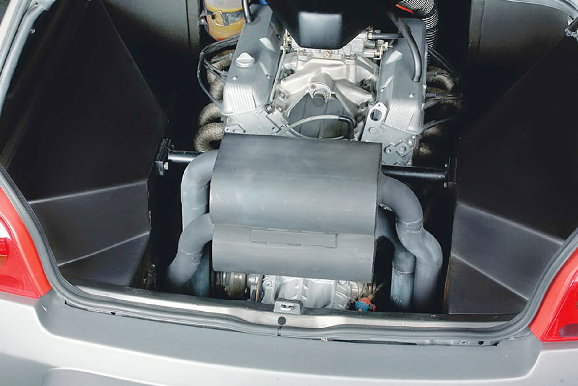 Lazareth Twingo V8 Trophy: mały dziwoląg