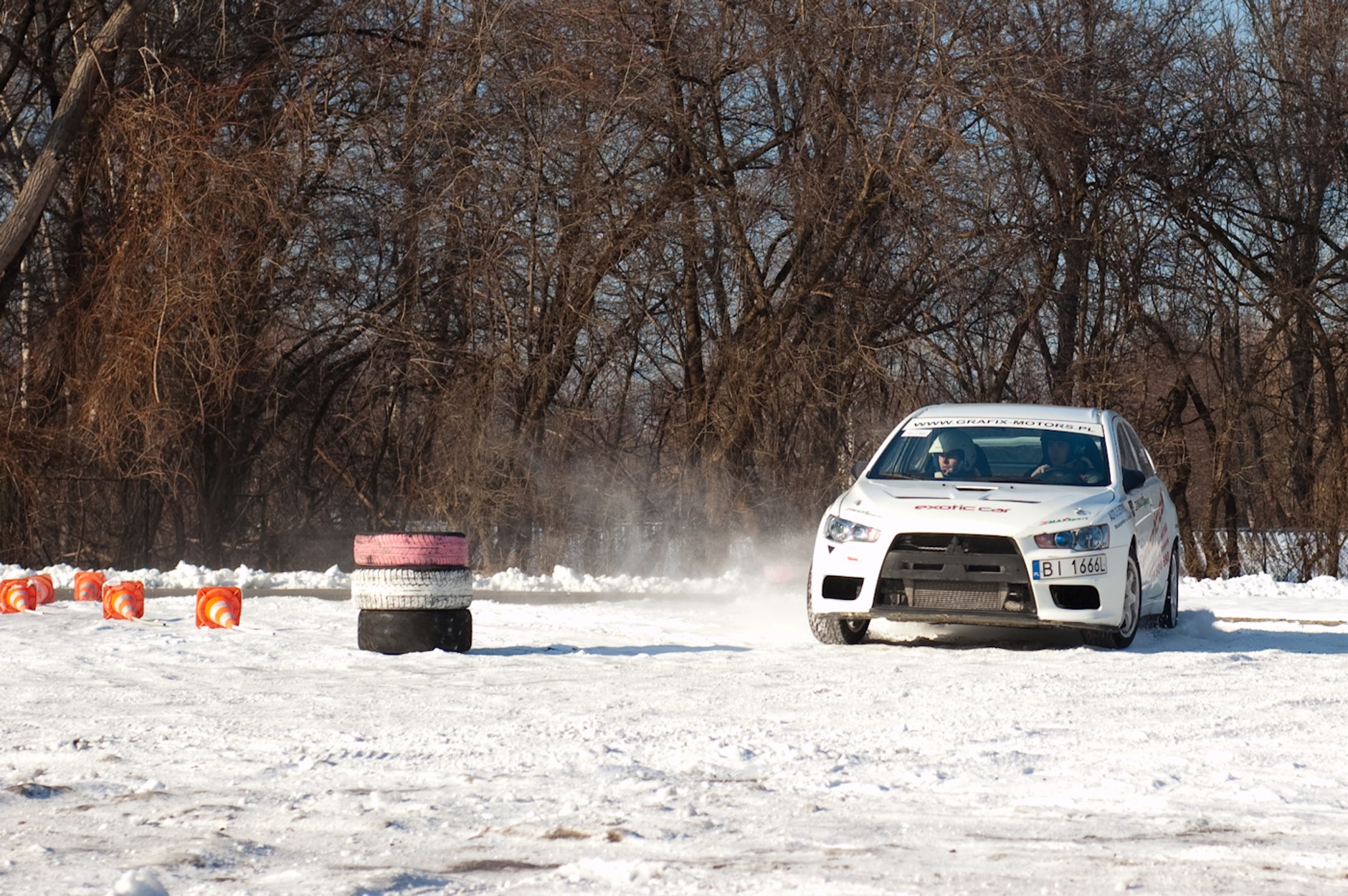 Doskonalenie techniki jazdy zimą: czyli KJS na Służewcu