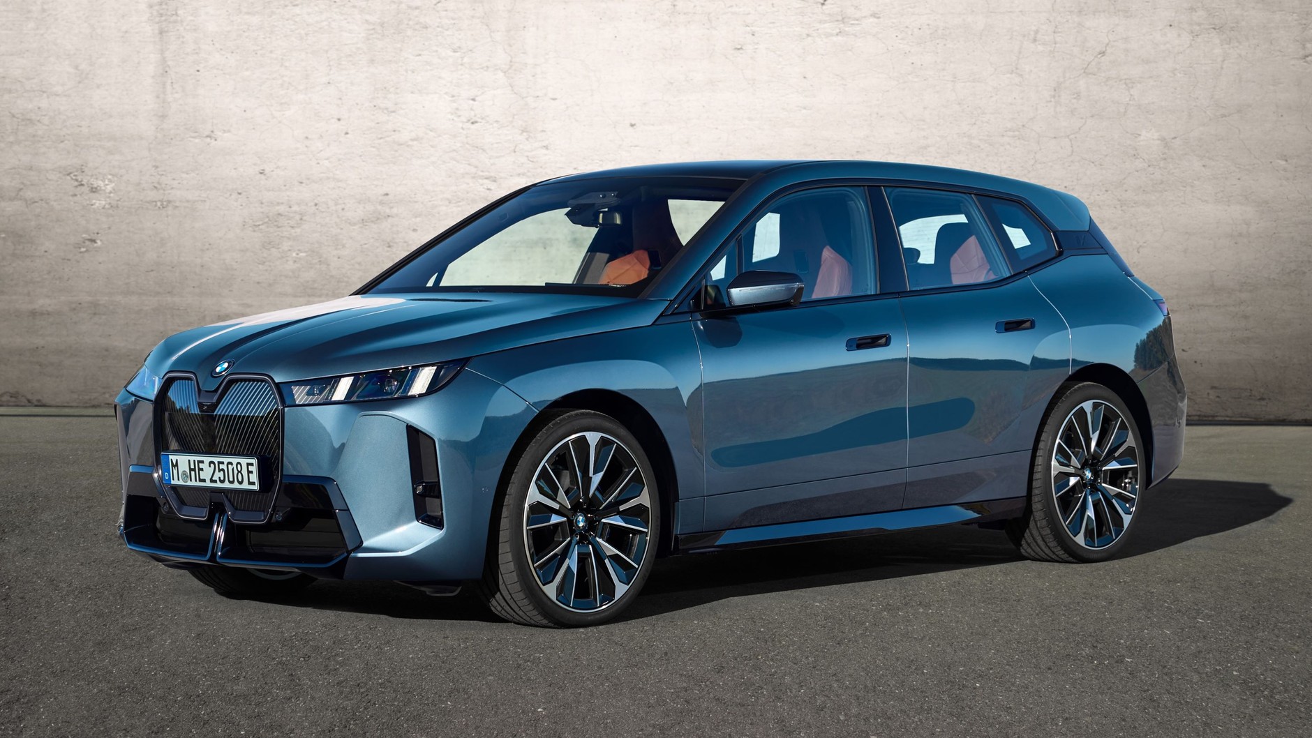 BMW iX (pierwsza generacja; wersja po modernizacji z 2025 r.)