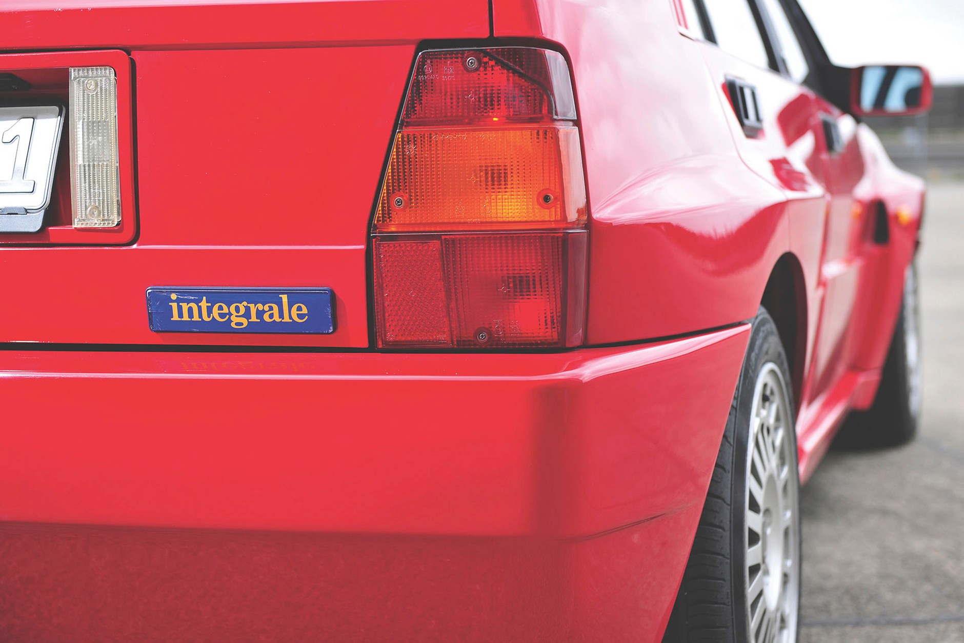 Lancia Delta HF Integrale 16V - tańcząca ze słoniem