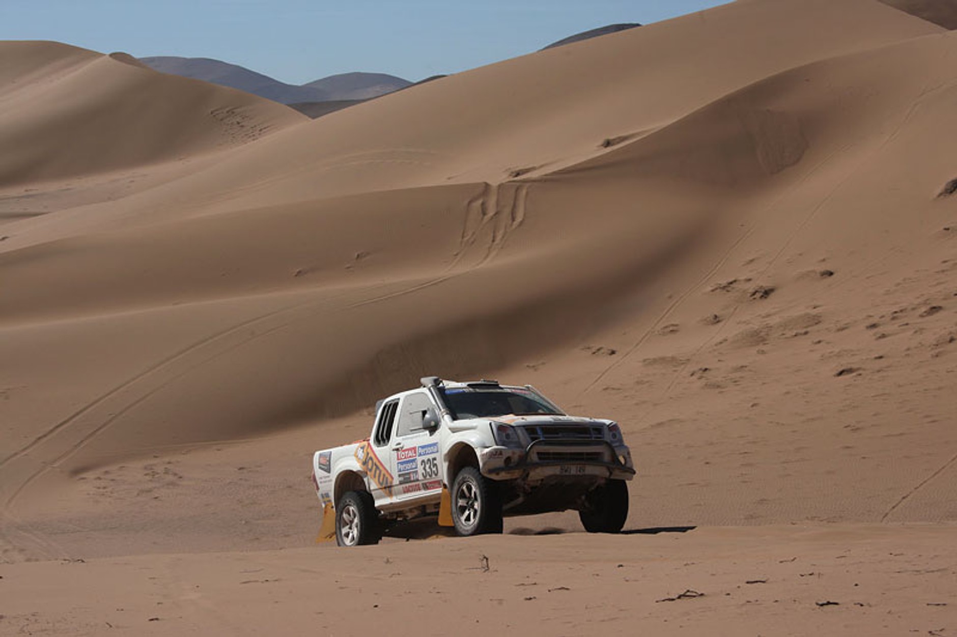 Rajd Dakar 2010: Przygoński już 8, Sonik broni honoru (12. etap na żywo, wyniki, foto)