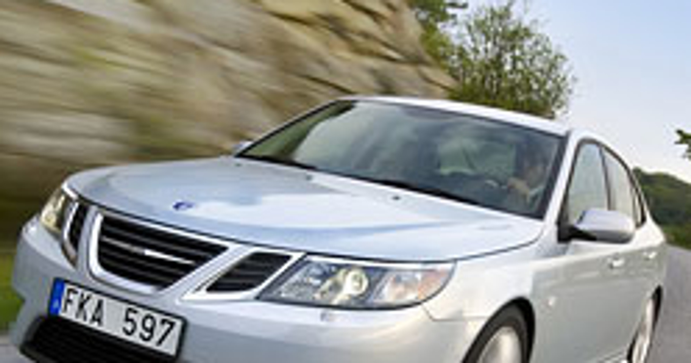 Saab 9-3: nowy wygląd, nowy silnik twin-turbo 1,9 TTiD i napęd na cztery koła XWD