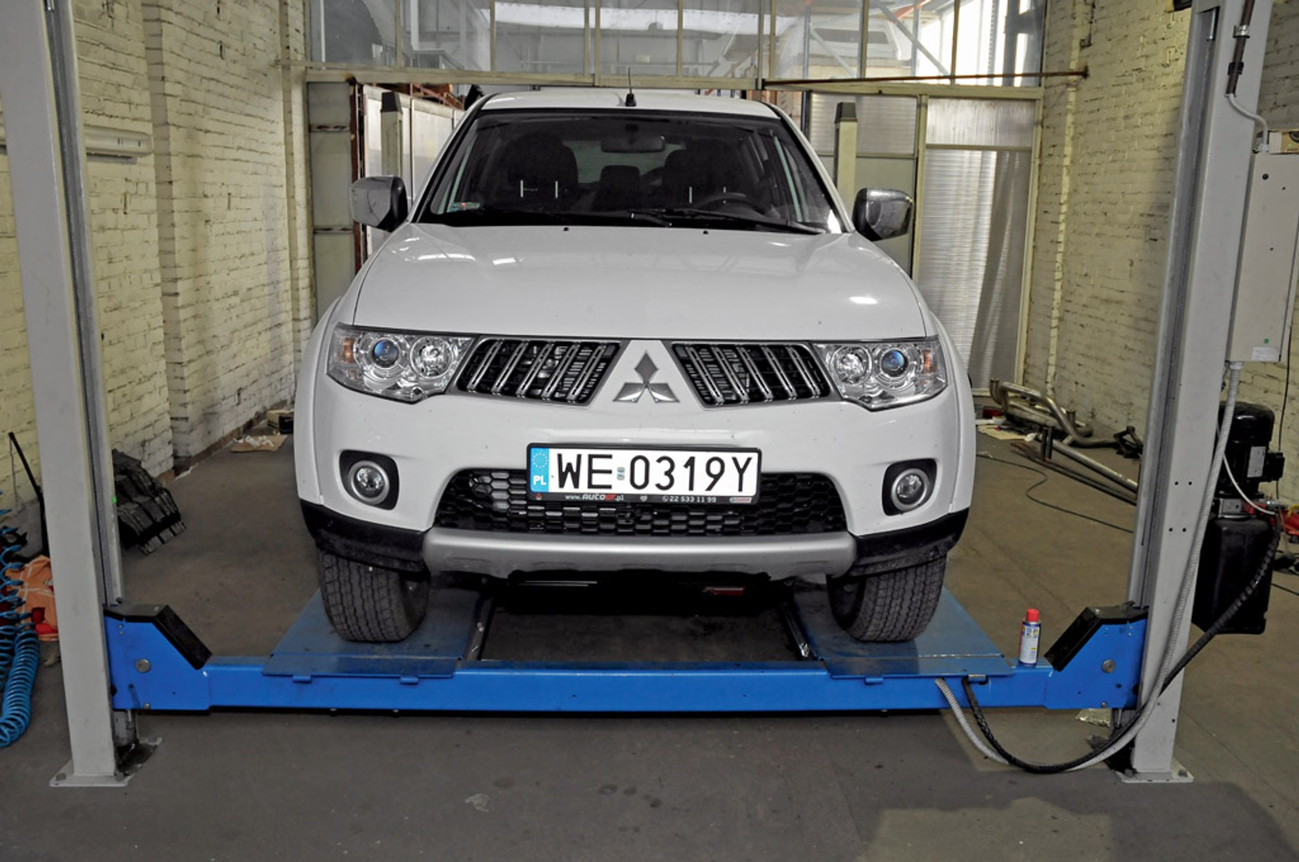 Orurowanie terenówki: to design czy ochrona?