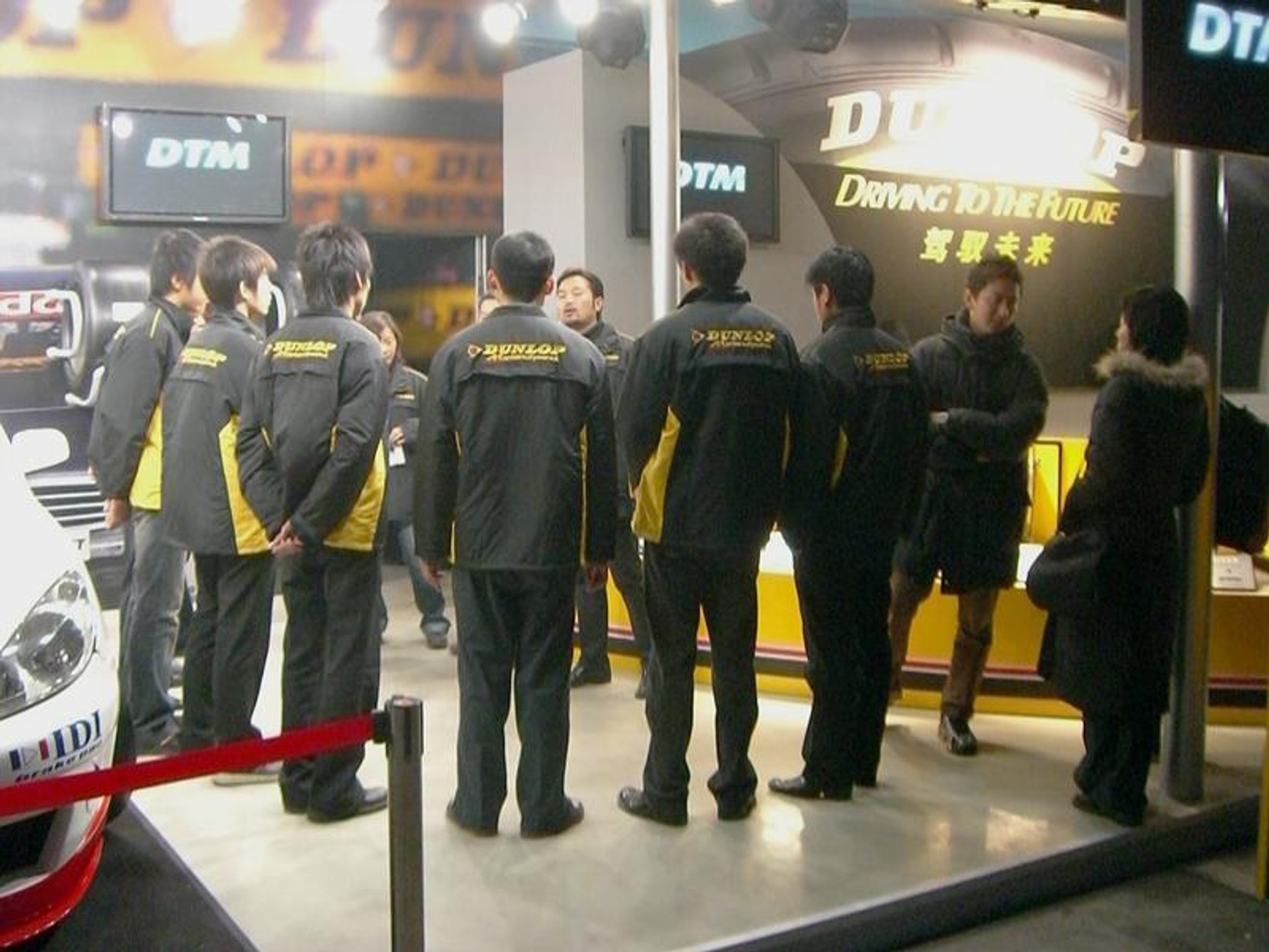 Pekin 2006 - fotogaleria z salonu oraz piękne modelki