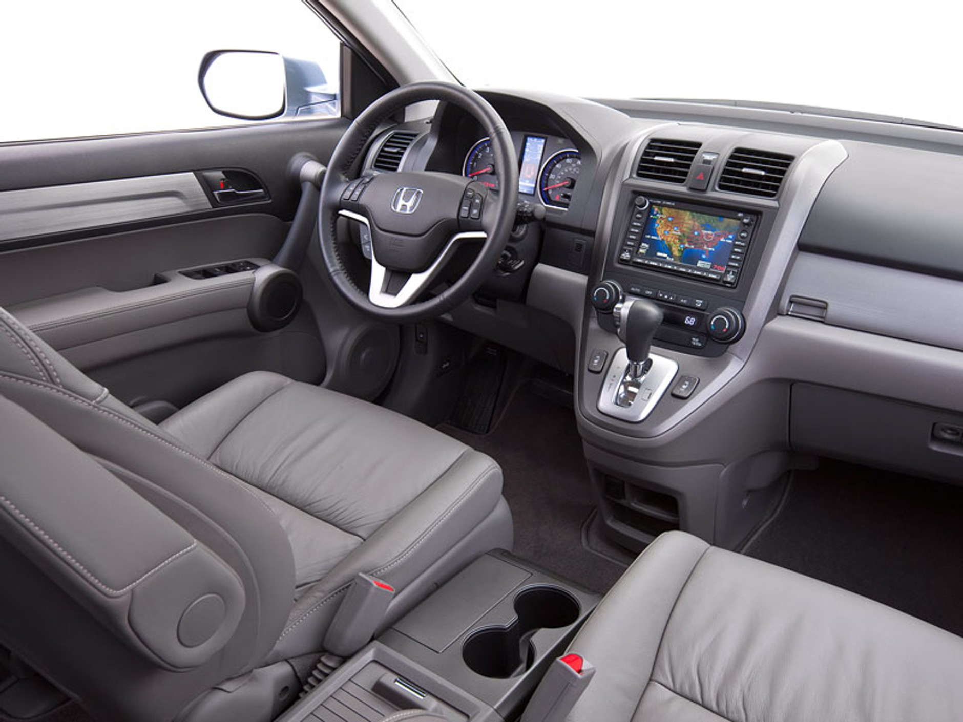 Honda CR-V: Modernizace vzhledu a nový motor 2.2 i-DTEC se samočinnou převodovkou