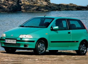 Fiat Punto GT - niezłe... GT (Z archiwum Auto Świata)