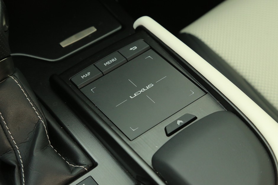 Lexus ES 300h