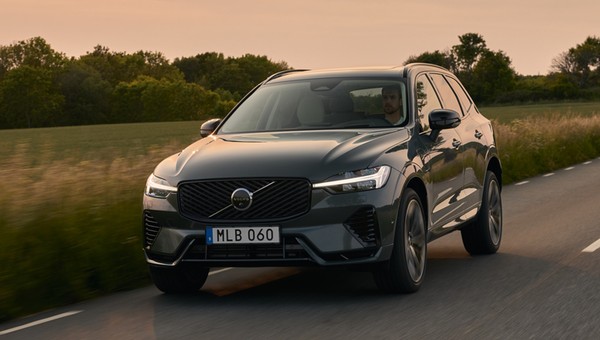 Volvo XC60 (2. generacja; po modernizacji z 2025 r.)