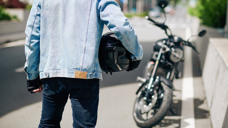 Motocyklista - zdjęcie ulustracyjne