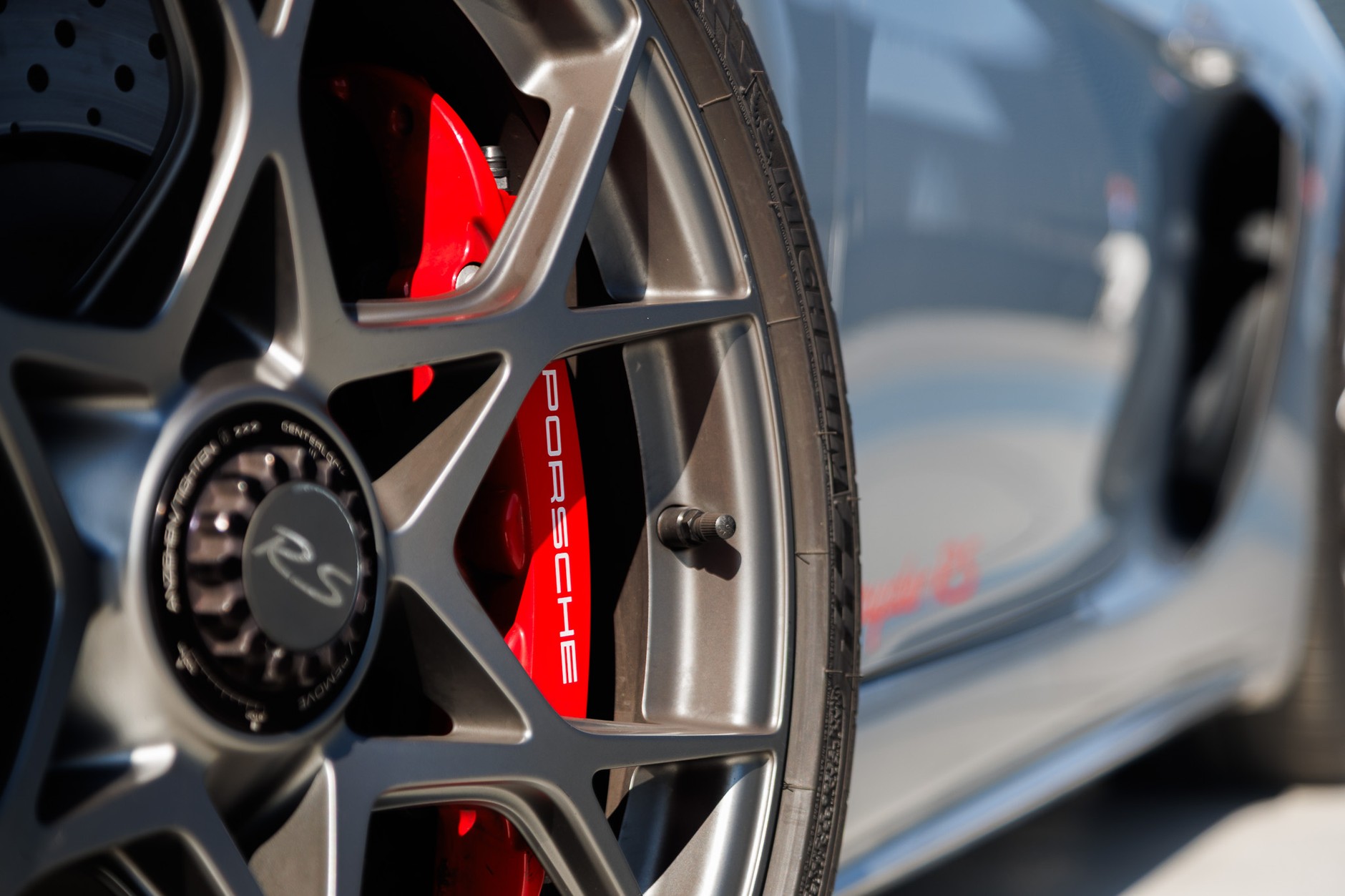 2025 Porsche 718 Spyder RS