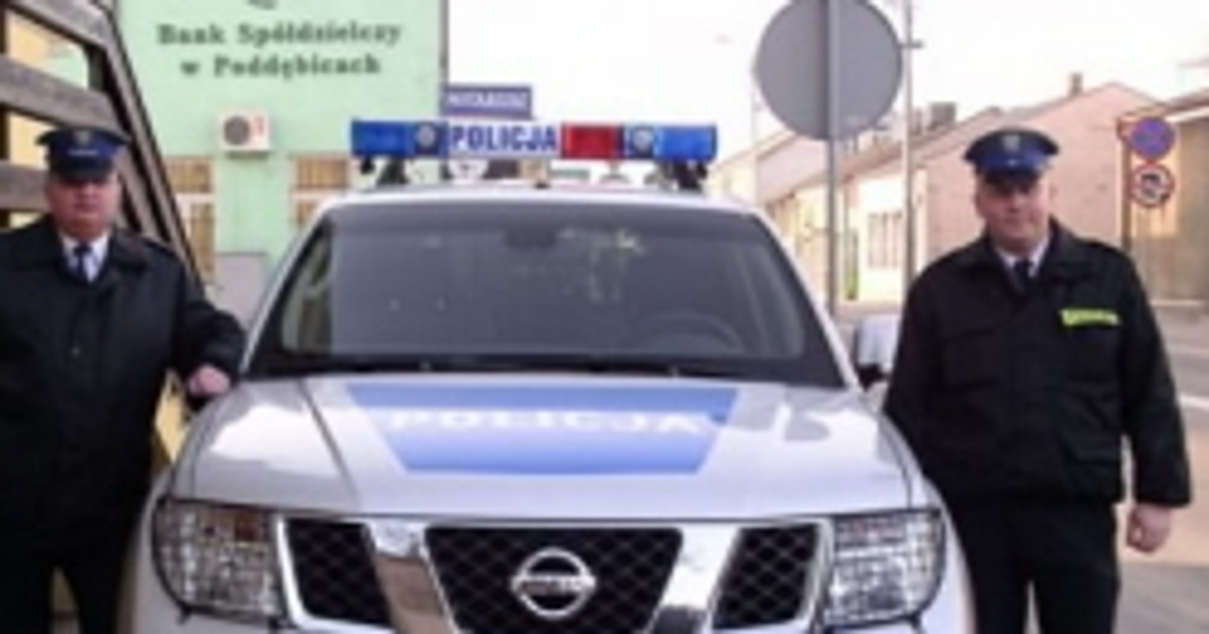 Nowe Nissany Pathfinder dla łódzkich policjantów