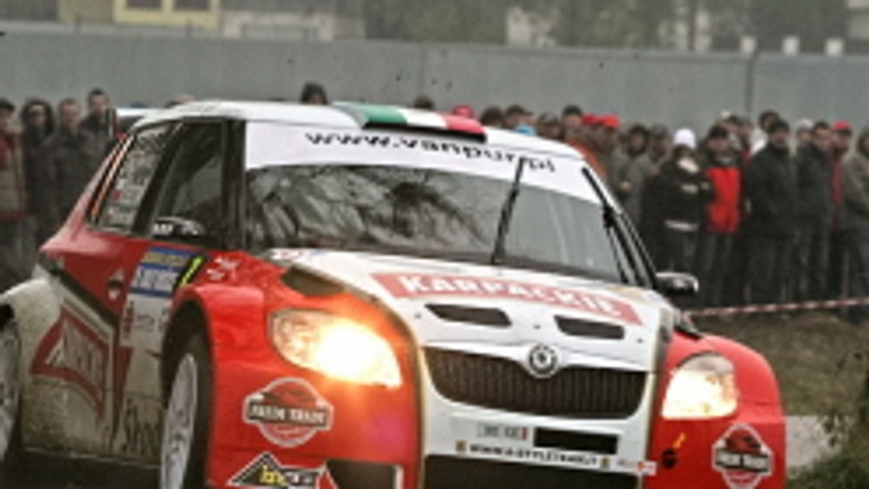 Rajd Barbórka 2009: Grzyb i Rzeźnik w Fabiach S2000