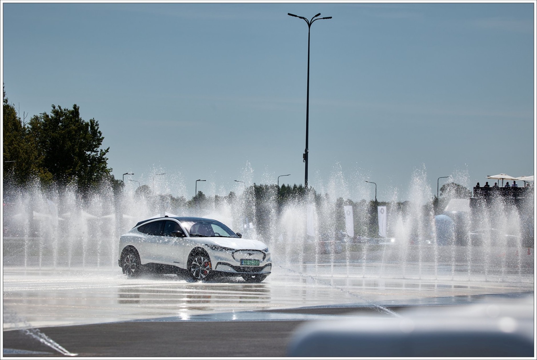 Ośrodek doskonalenia techniki jazdy Driveland w gminie Radziejowice