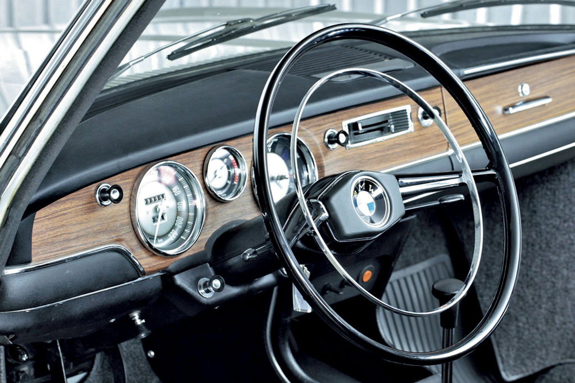 BMW 1800 TI: Typ spokojnie sportowy