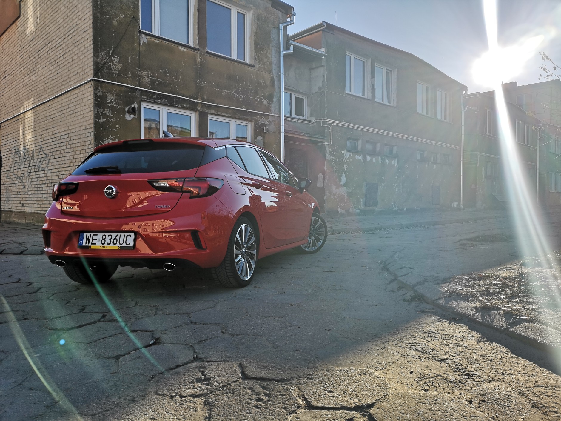 Opel Astra 1.6 Turbo Elite 200 KM