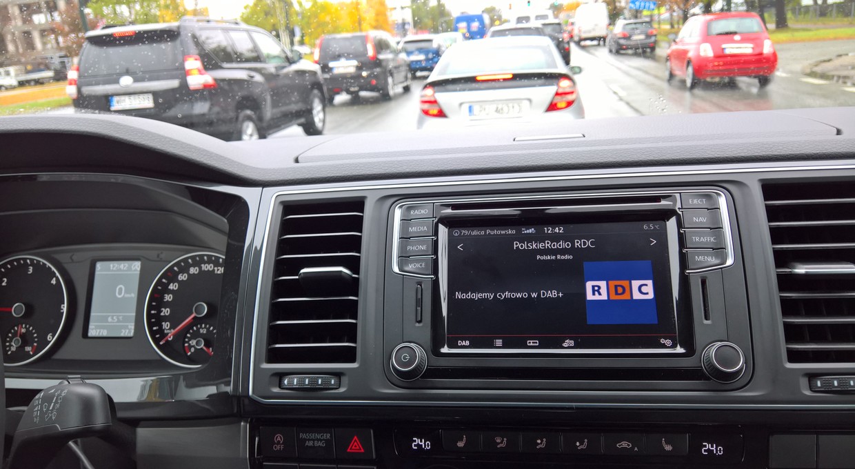 Pierwszy kraj w Europie wyłącza radio FM