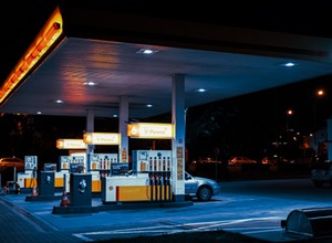 Polskie miasto wprowadziło zakaz sprzedaży alkoholu na stacjach paliw