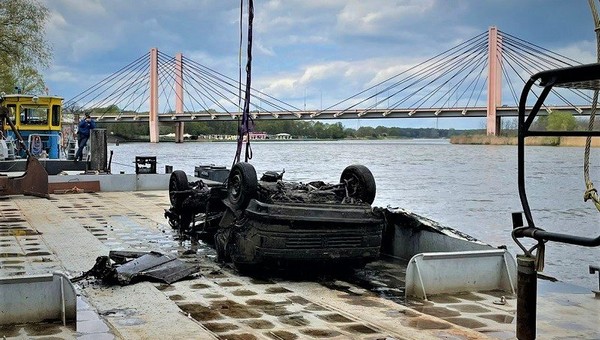 Zaskakujące odkrycie na dnie Odry. Akcja wydobycia trwała dwie godziny