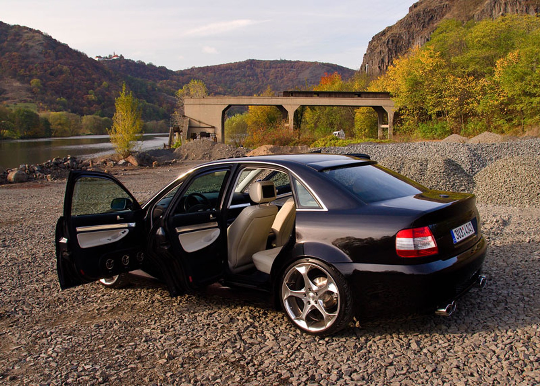 Garaż tunera: Audi A4 – dama w czerni