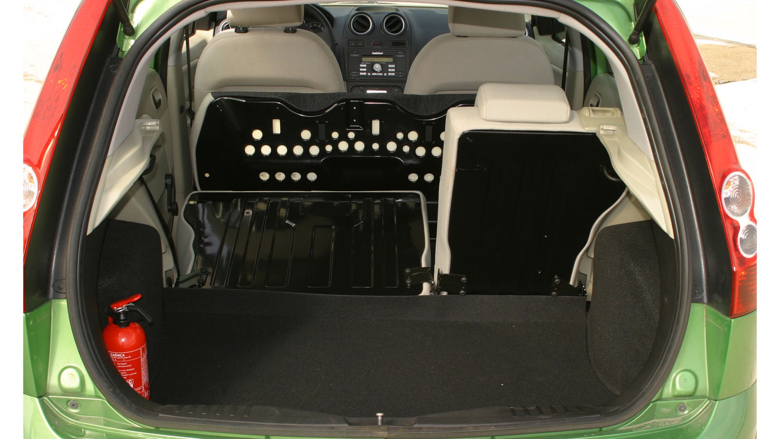 9. Ford Fiesta V (2001-08) - od 4500 zł