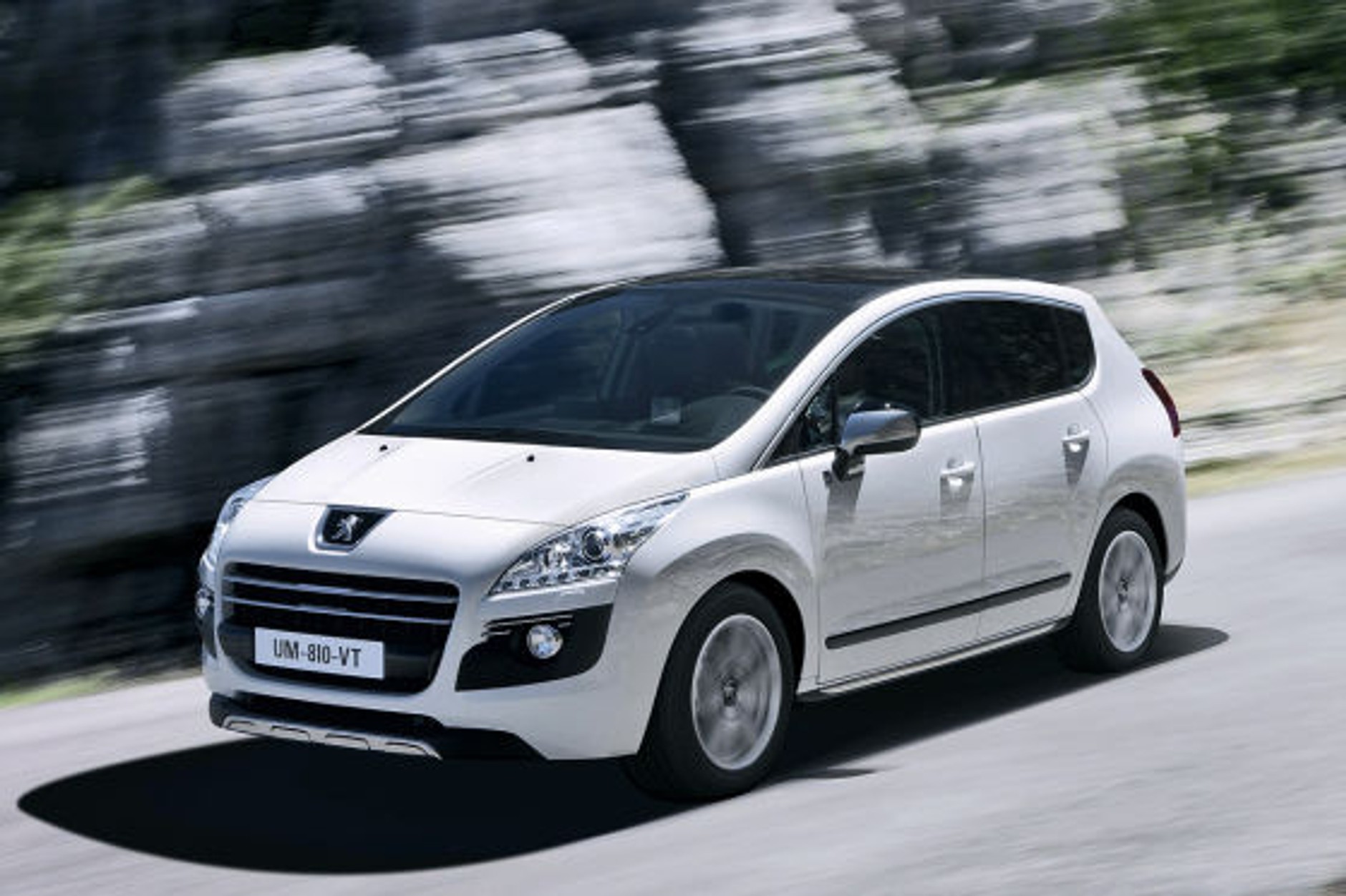 peugeot_3008_hybrydowy