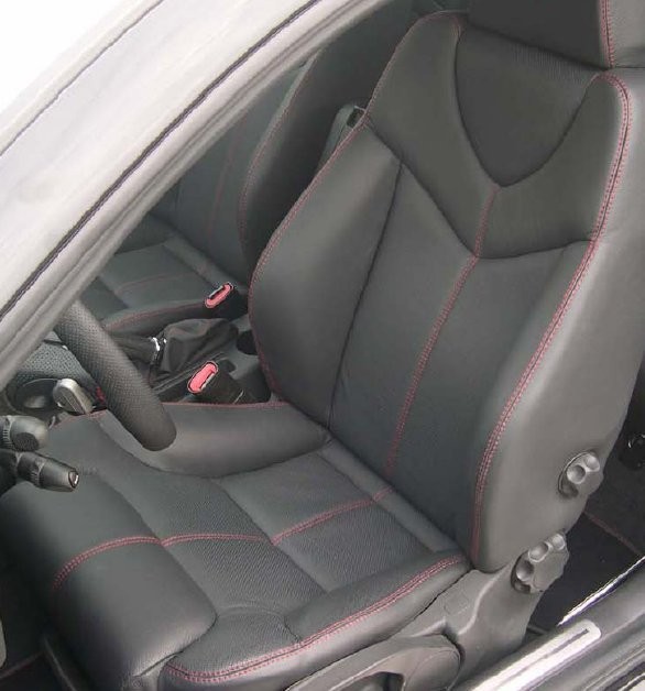 Alfa Romeo GT z pakietem Black Line 2