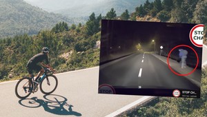 Kierowca zwrócił uwagę rowerzyście. Jego odpowiedź bezcenna [WIDEO]