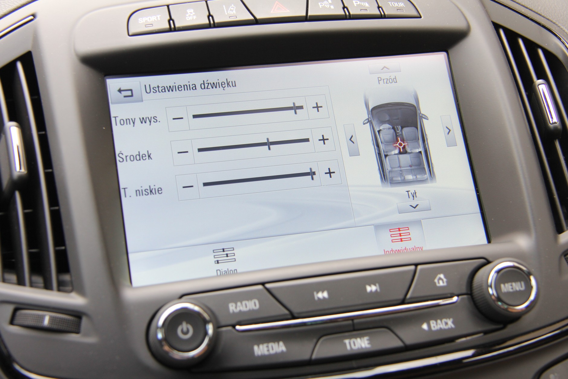 Korekcja dźwięku w zestawie Bose