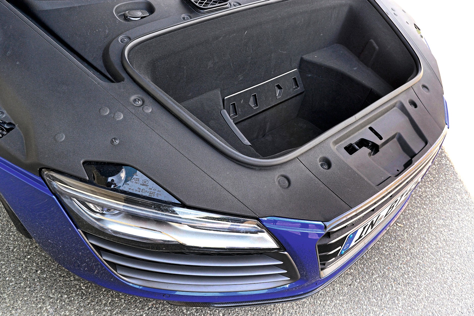 Bagażniczek modelu Audi R8