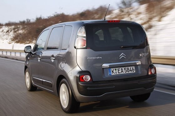 Kia Venga kontra reszta świata