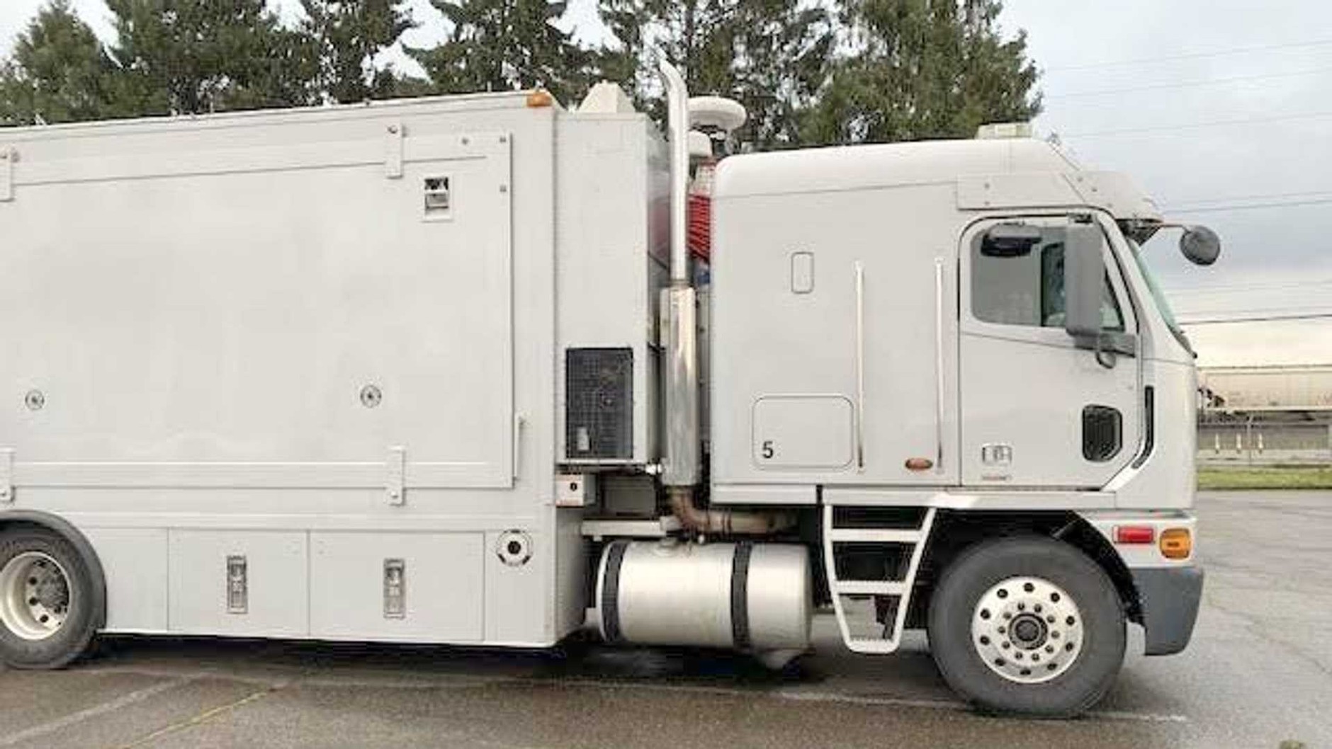 Freightliner Argosy – mobilna jednostka dowodzenia FBI