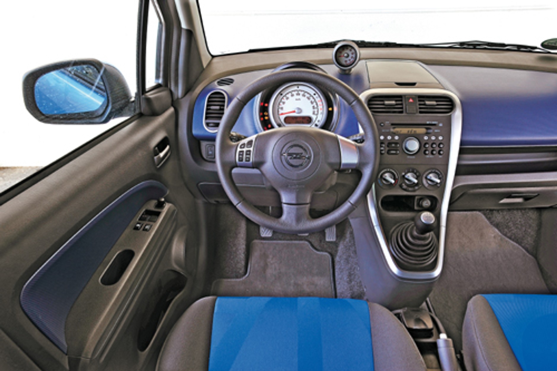 Kupujemy auto za 40 tys. zł - Radzimy co wybrać, Opla Agilę, Daihatsu Cuore, Skodę Fabię czy Dacię Sandero?