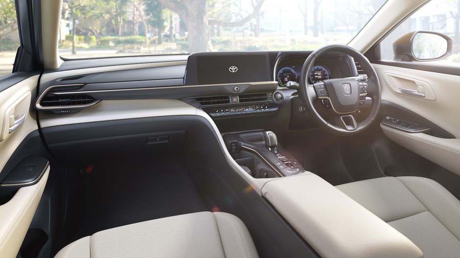 Toyota Crown 2022