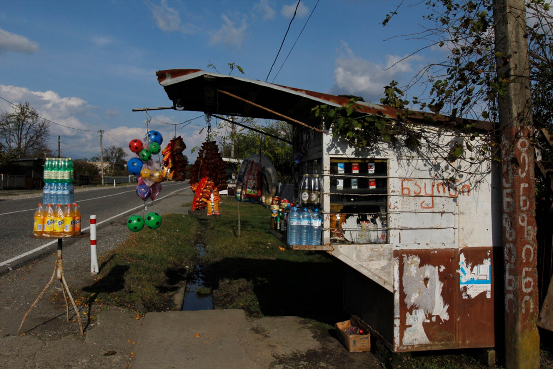 Auto Świat 4x4 Expedition: toast za Gruzję