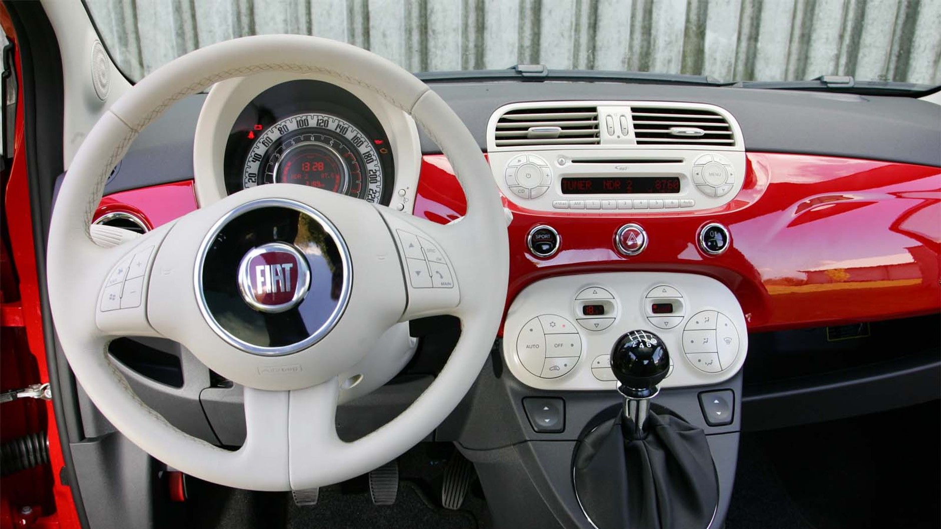 Fiat 500 (od 2007 r.) – sympatyczny mieszczuch