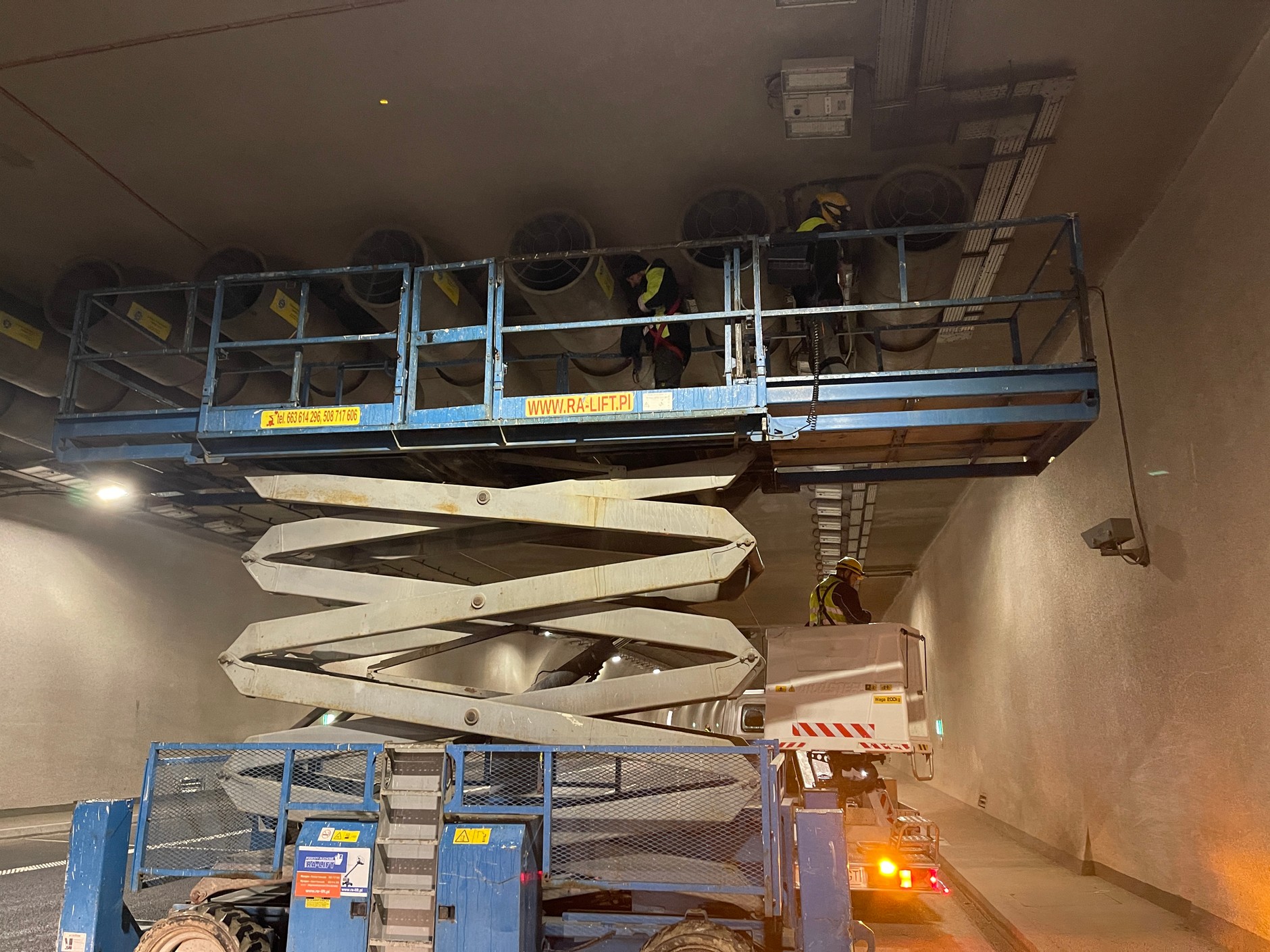 Prace w tunelu na zakopiance w ciągu drogi ekspresowej S7