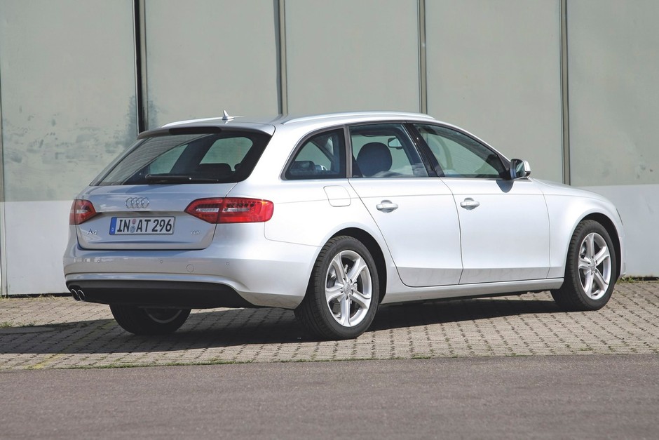 Audi A4 Avant to model o spokojnej, ponadczasowej stylistyce. Nadal interesujący, alle nie tak świeży, jak rywale