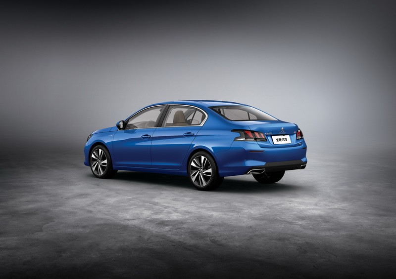 Peugeot 408