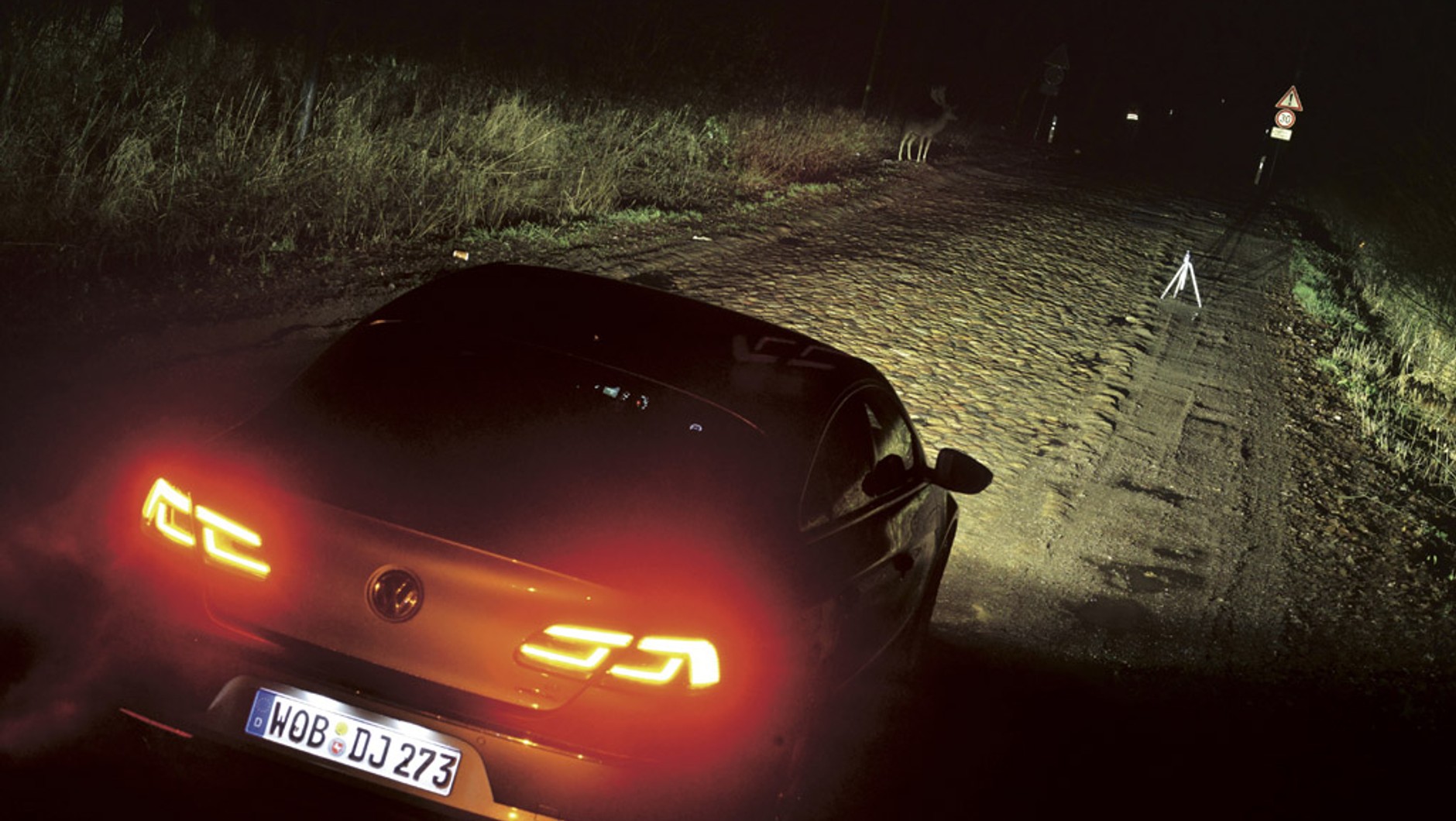 Porównanie świateł samochodowych: sprawdzamy, jak w praktyce działają: halogen, ksenon oraz lampa LED